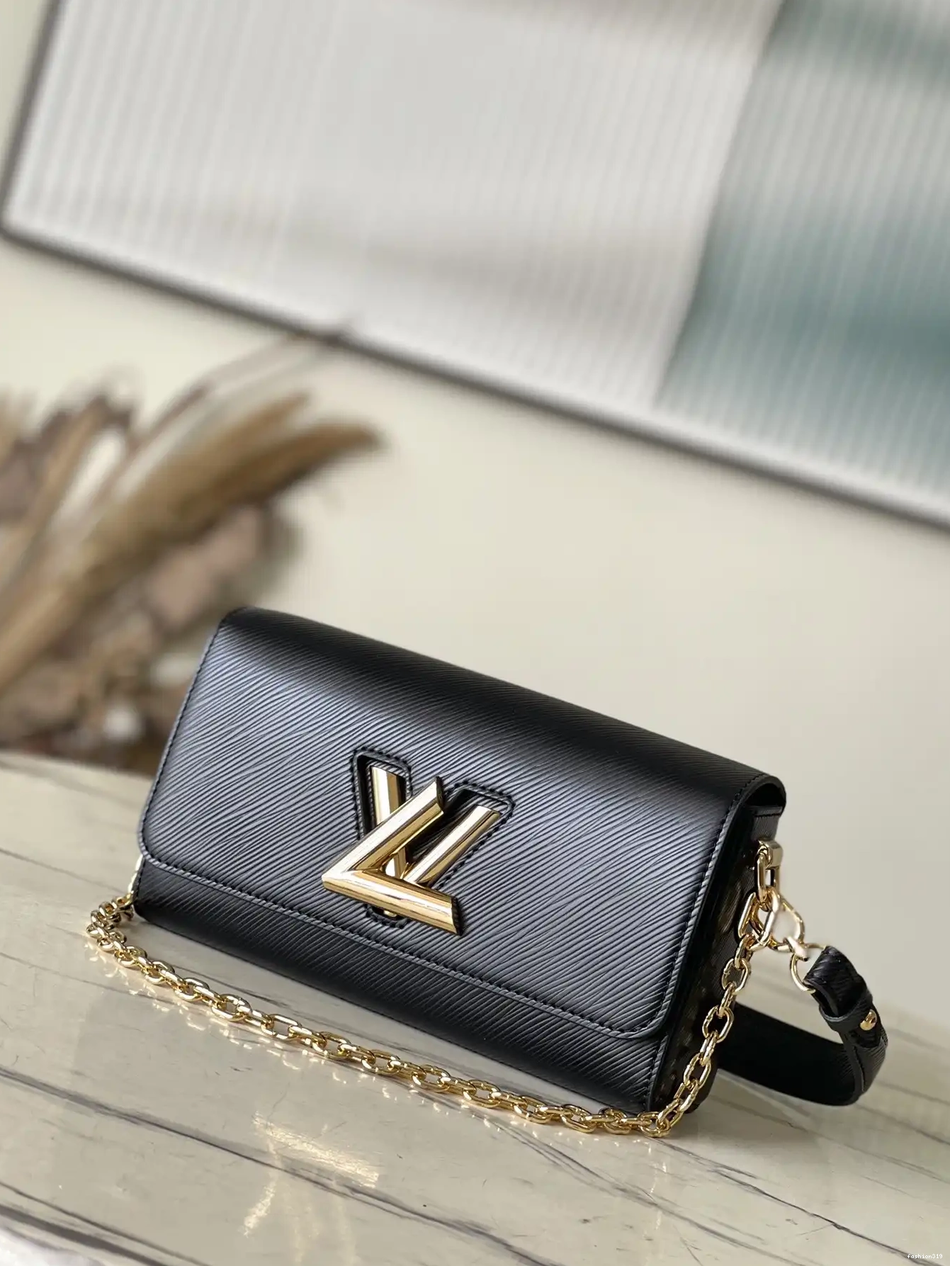 cm TWIST-23.5*12*7 VUITTON LOUIS 0407